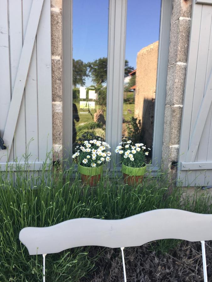 Shenmen Bed & Breakfast Beaune d'Allier Екстериор снимка